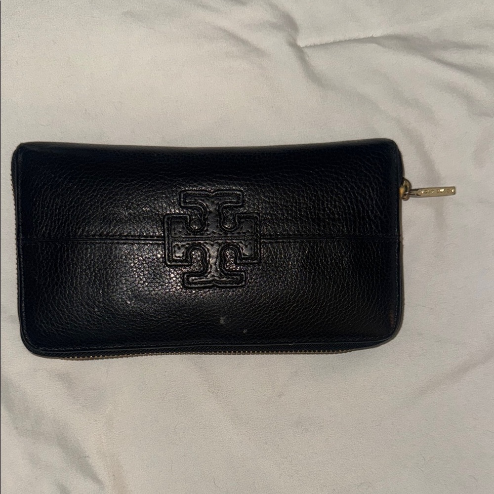 Tory Burch Black Leather Wallet